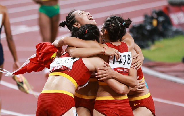08月06日 奥运会田径女子4x100米接力决赛 全场录像