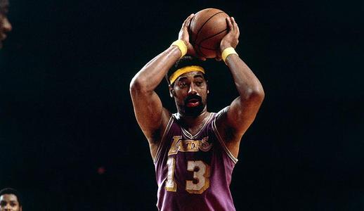 NBA篮球皇帝是谁_NBA篮球帝张伯伦简介