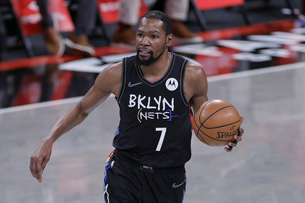 NBA四大超巨生涯最高得分,NBA现在联盟中四大巨星生涯最高得分