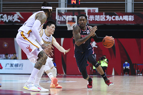 马尚布鲁克斯个人简介_马尚布鲁克斯个人资料及获奖