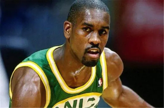 加里佩顿身高多少_加里佩顿身高臂展介绍