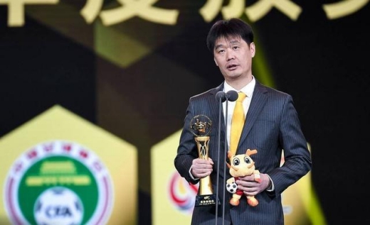 李铁下课！中国足球国家队现任主教练是谁